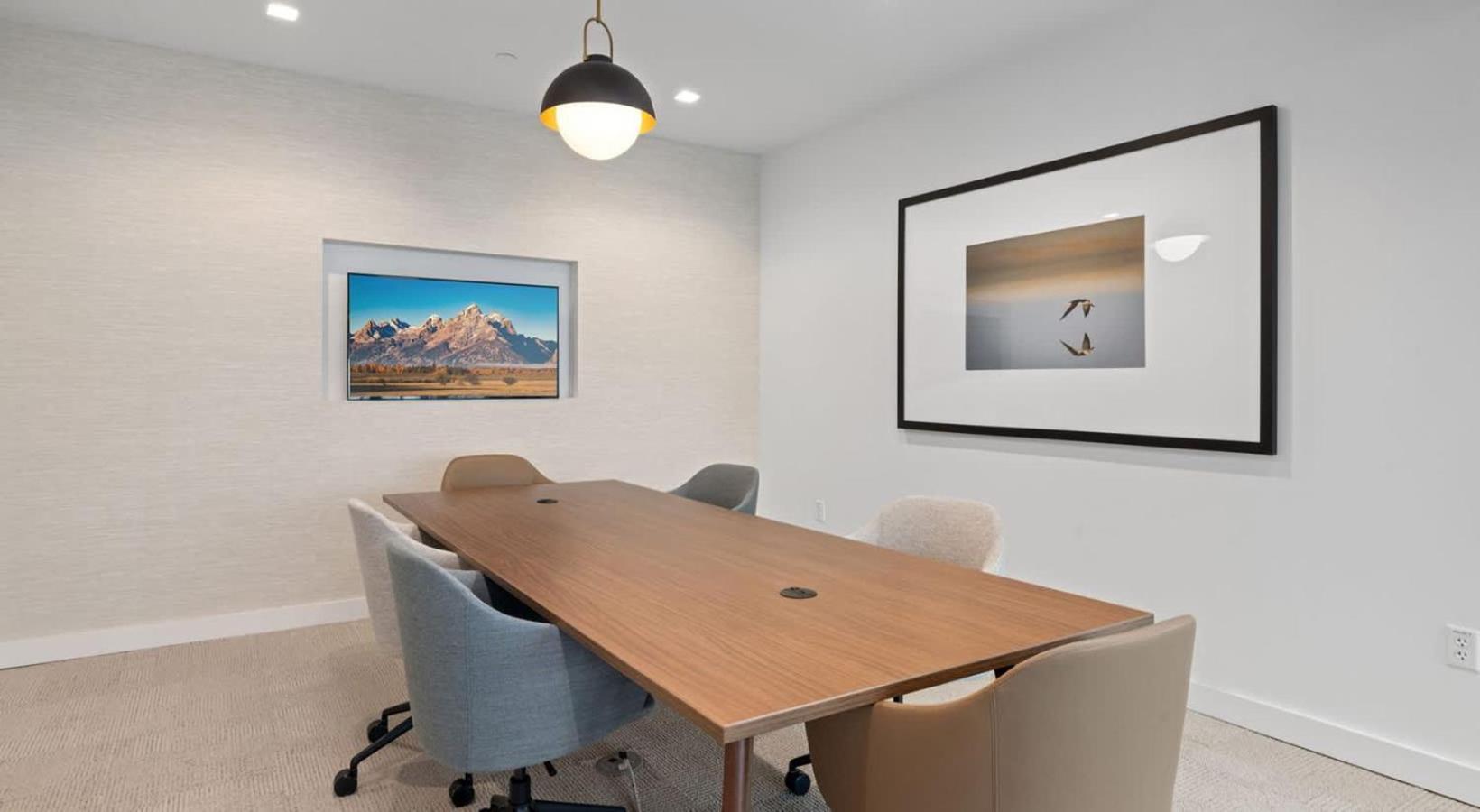 High-Rise Apt Raleigh Free Parking & Sunset View 1 Екстер'єр фото