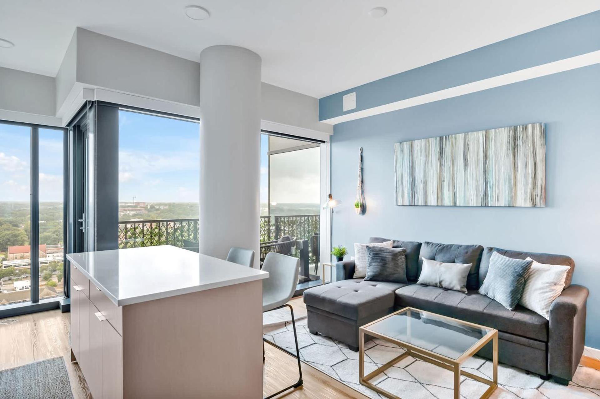High-Rise Apt Raleigh Free Parking & Sunset View 1 Екстер'єр фото
