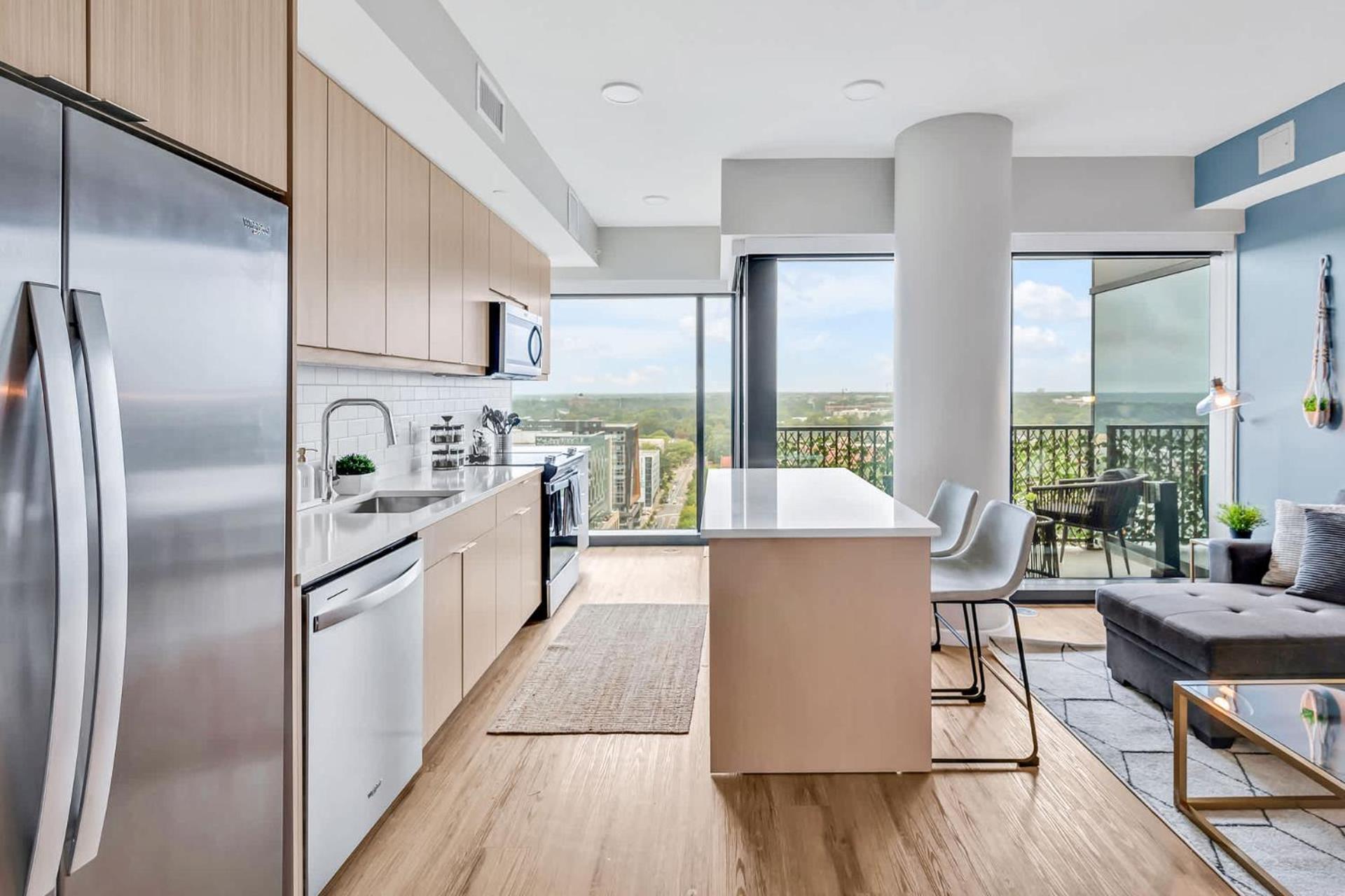 High-Rise Apt Raleigh Free Parking & Sunset View 1 Екстер'єр фото